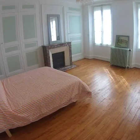 Maison Bourgeoise Sous Un Ciel Etoile * Villenauxe